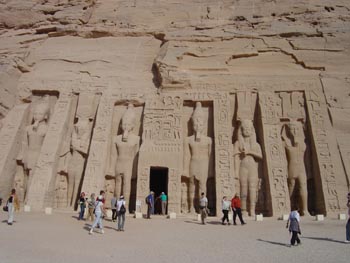 Abou Simbel petit temple Hathor